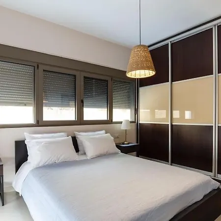 J&g Rhodes Flat Lägenhet